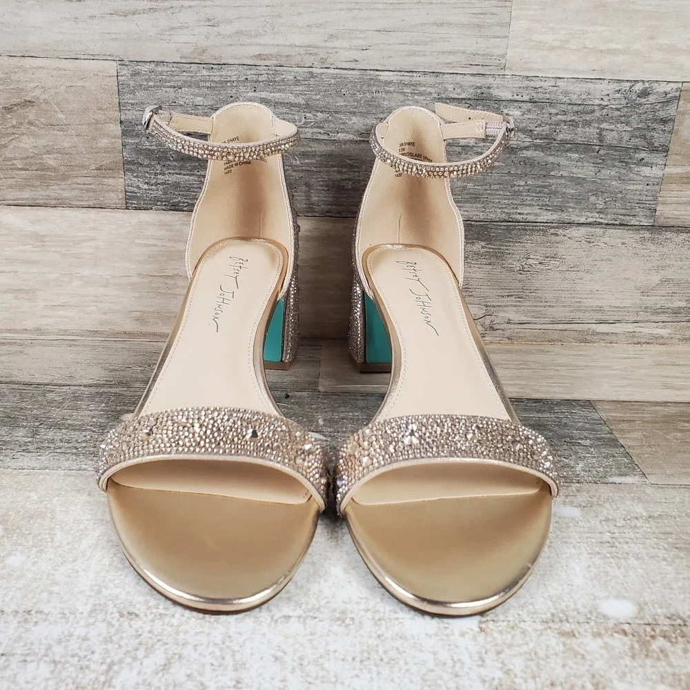 Betsey Johnson Shaye Womens Sandals Sz 8.5 M Light Gold Rhinestone Block Heel